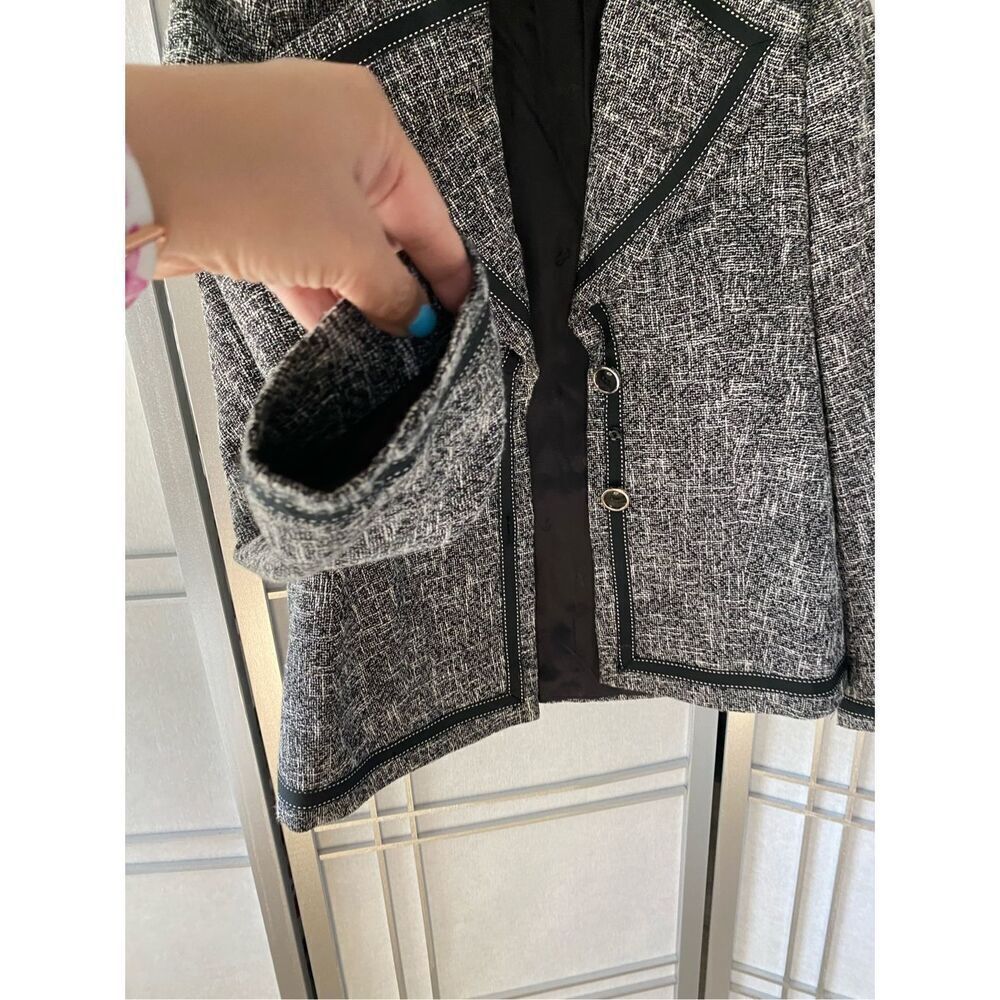 ESCADA Wool blend  Blazer Womens Shoulder Pads Tailored Jacket Office Classic si - Picture 3 of 11